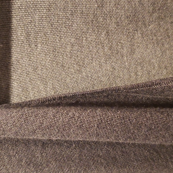 lululemon Grey Cape - Picture 3 of 4